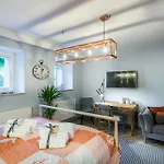 Sea Sail Apartments
